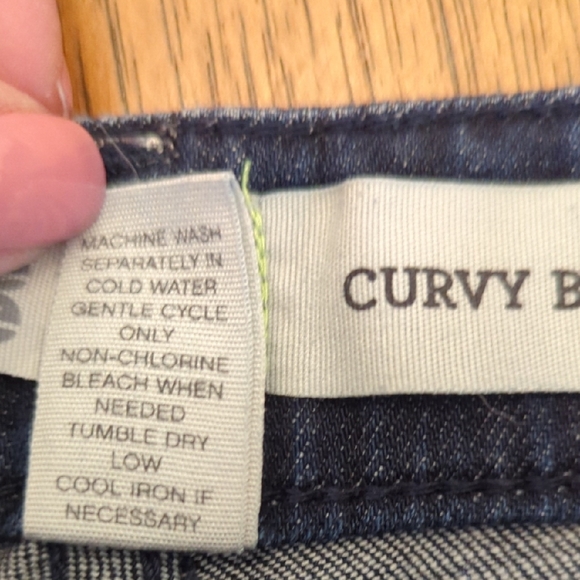 Charlotte Russe Women's Deep Blue Curvy Bootcut Jeans - Picture 4 of 13